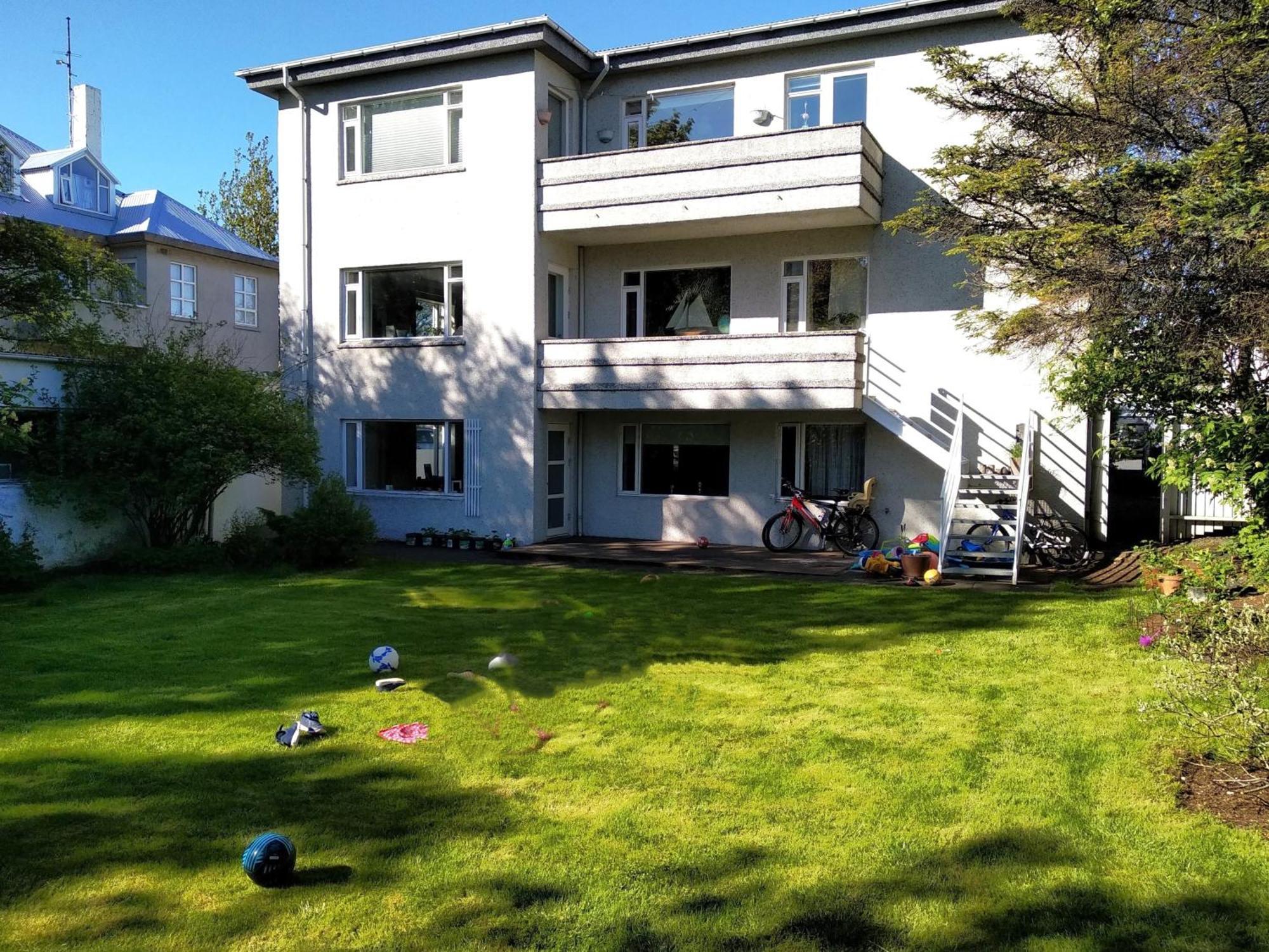 Apartment Bright 2 Bedroom In Reykjavik